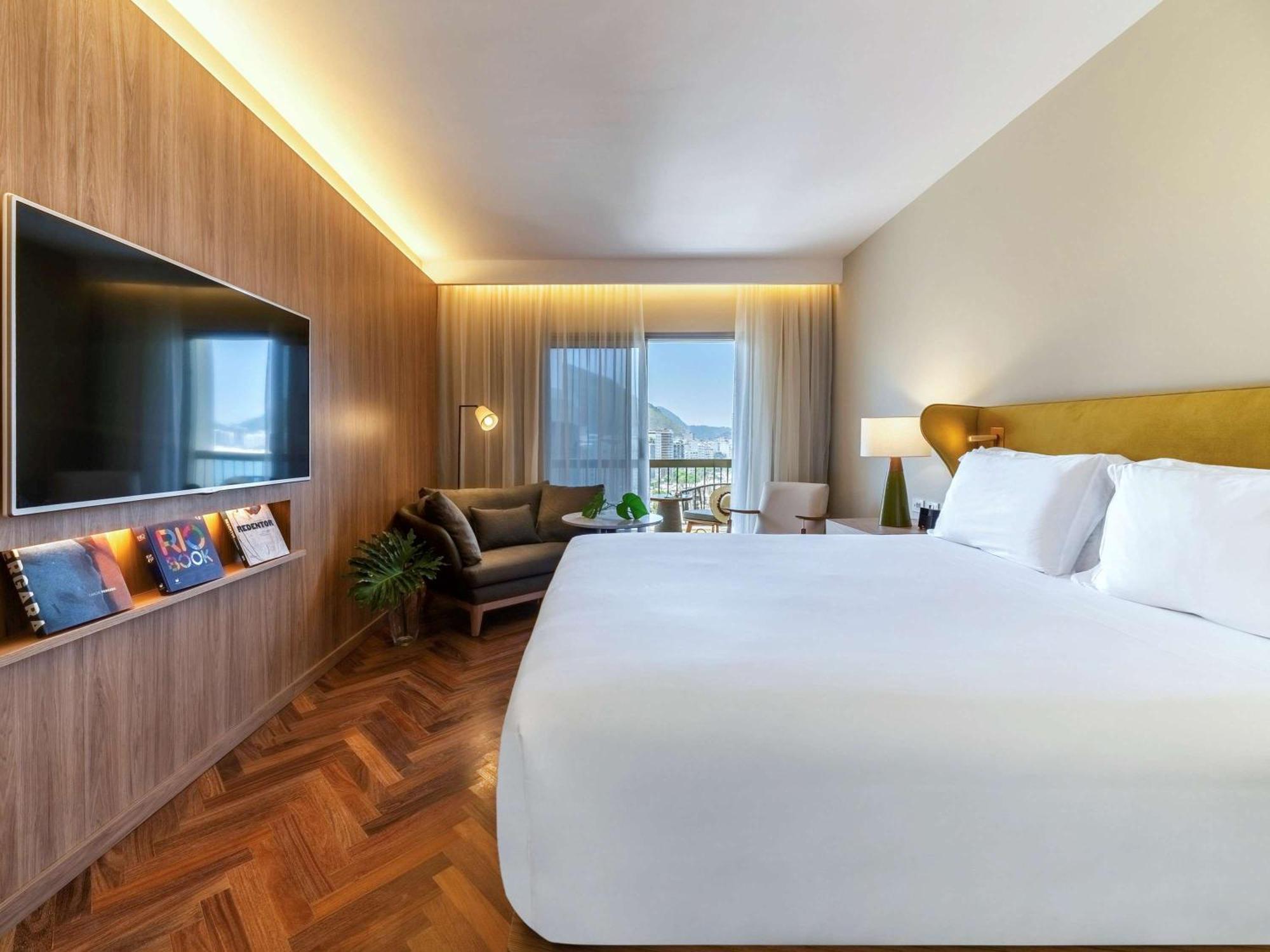 Deluxe King Room with Ocean View,1277192854:JPEG