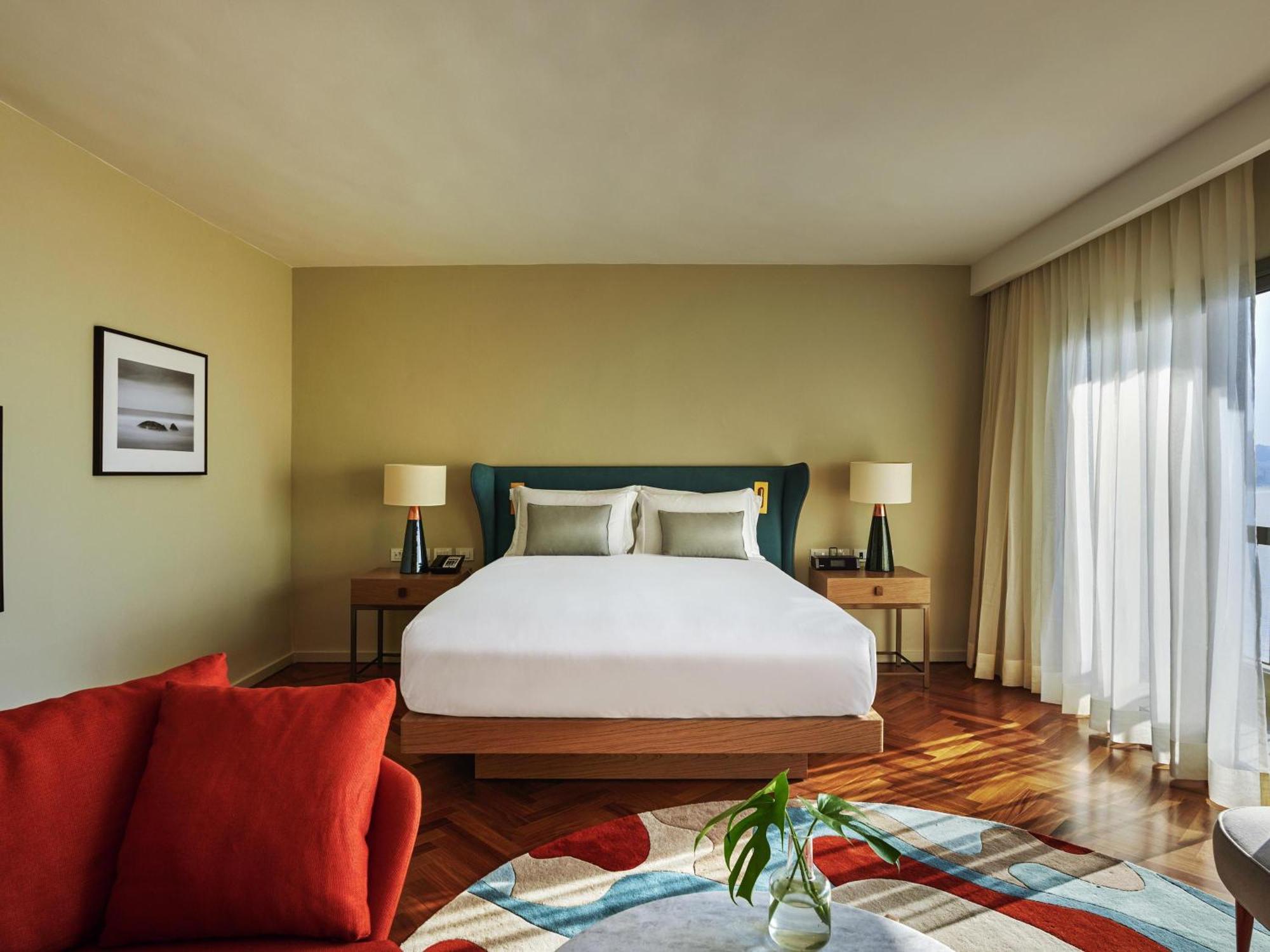 Junior King Suite Sea View